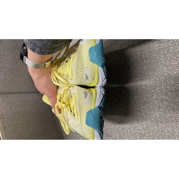 Hoka One One Clifton 8 Womens 9B Yellow Running Shoes EUC - Picture 5 of 7